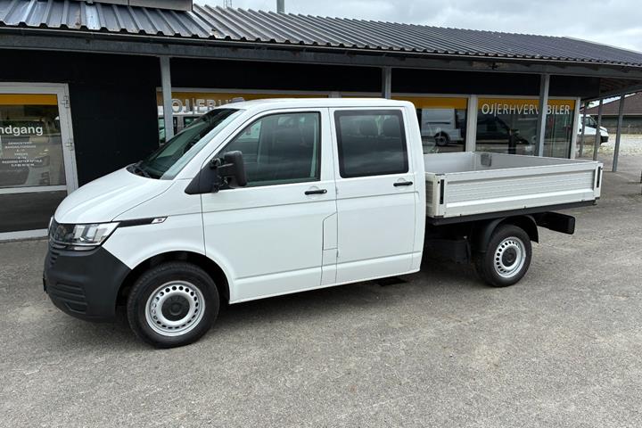 Hvid VW Transporter fra 2020