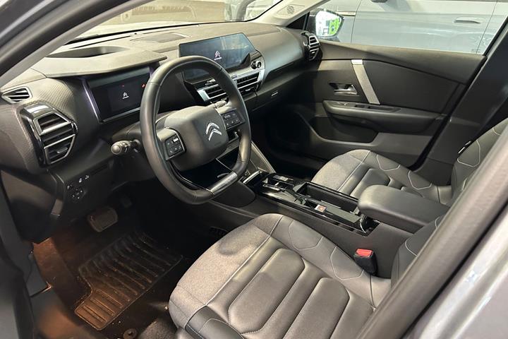 Grå Citroën ë-C4 X fra 2023