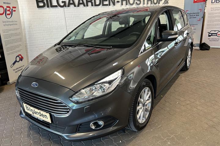 Sort Ford S-MAX fra 2017