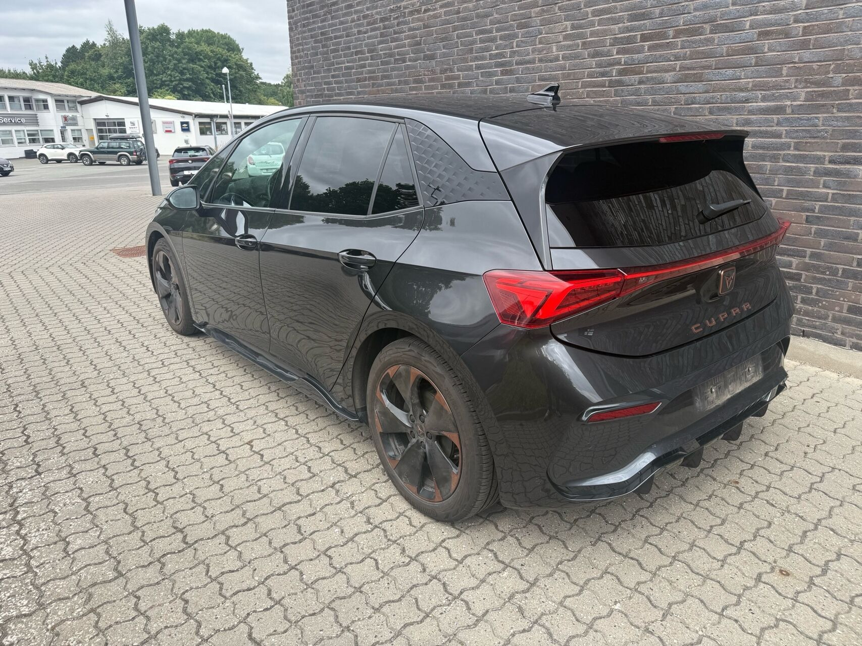 Grå Cupra Born fra 2021