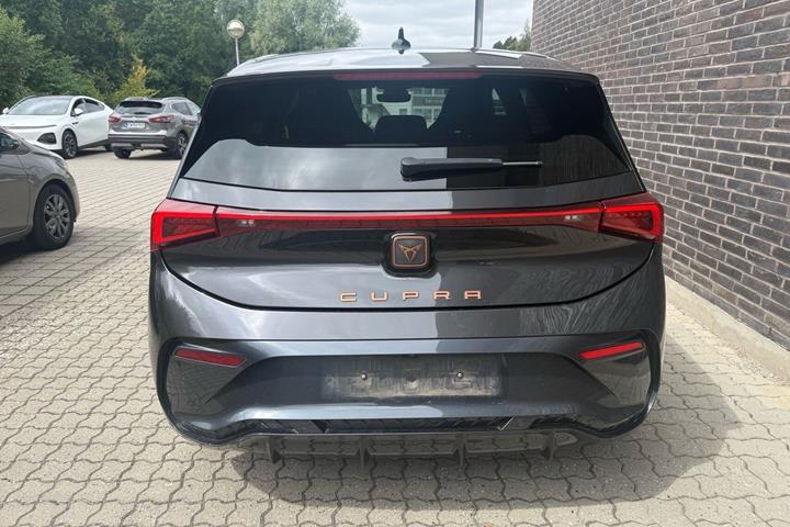 Grå Cupra Born fra 2021