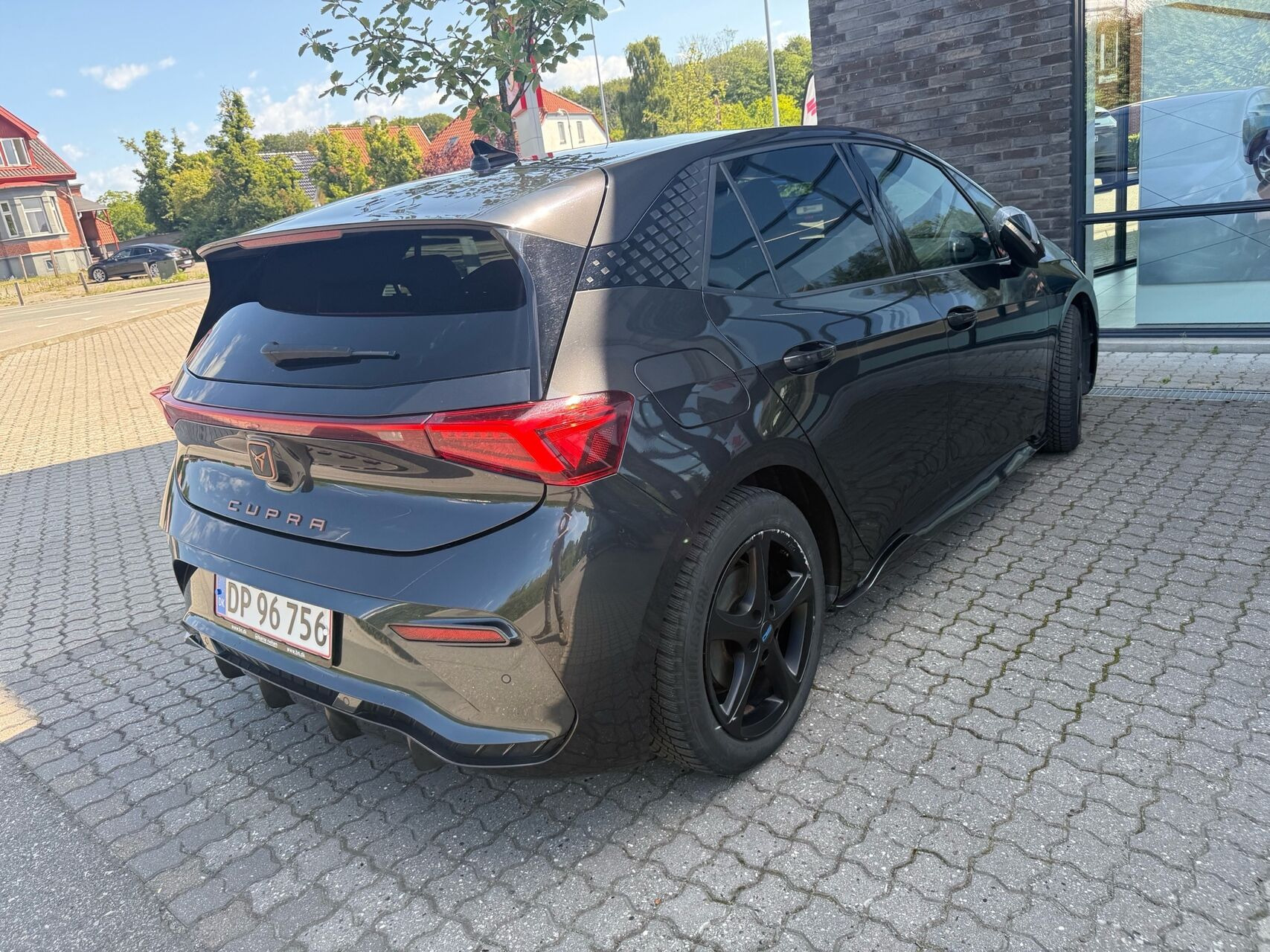 Grå Cupra Born fra 2021