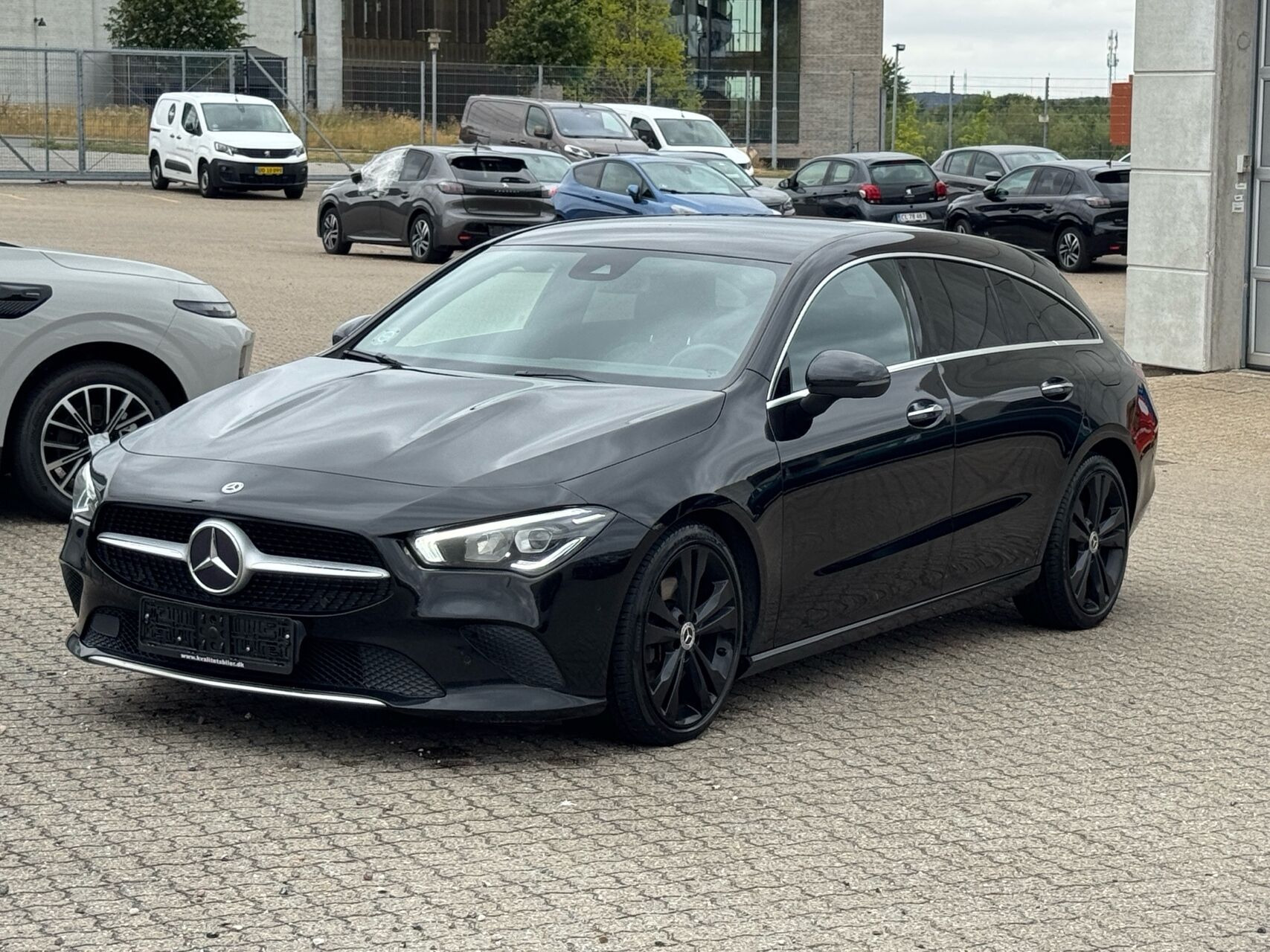 Mercedes CLA220 d 2,0 Shooting Brake CDI AMG Line 8G-DCT 190HK Stc 8g Aut.