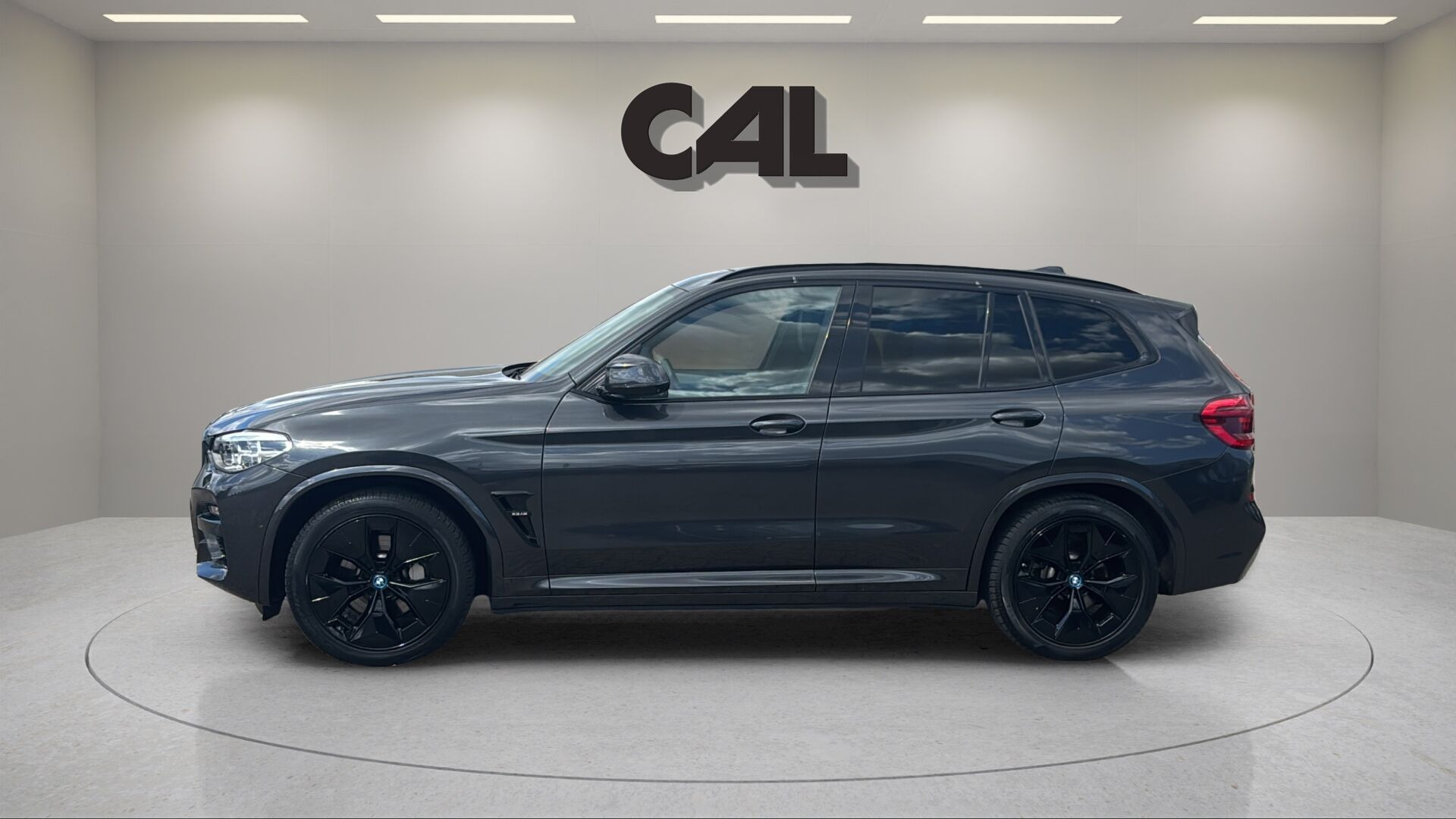 Grå BMW iX3 fra 2021