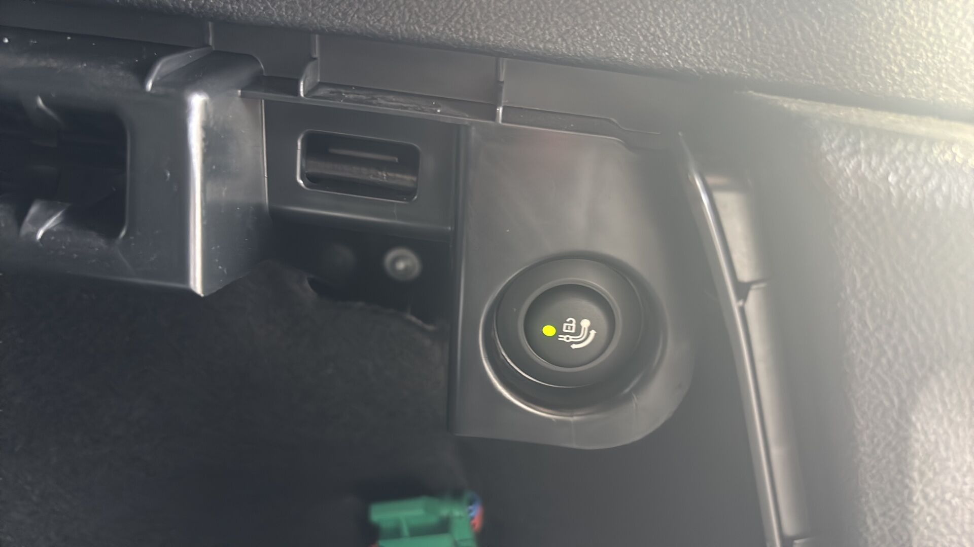 Grå BMW iX3 fra 2021