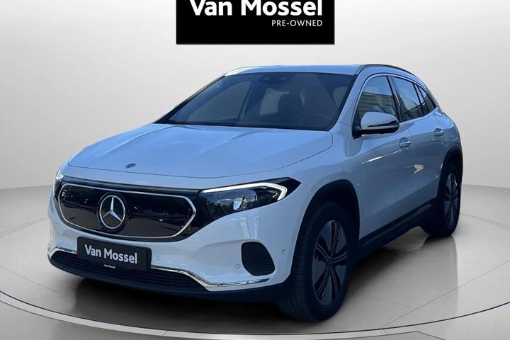 Hvid Mercedes EQA 250 fra 2024