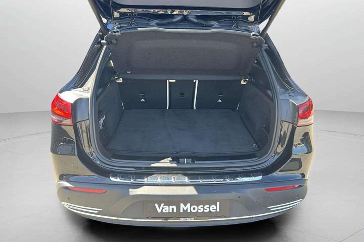 Sort Mercedes EQA 250 fra 2023