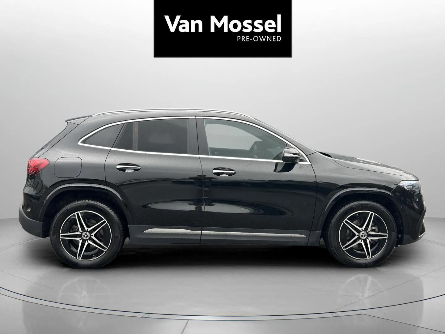 Sort Mercedes EQA 250+ fra 2025
