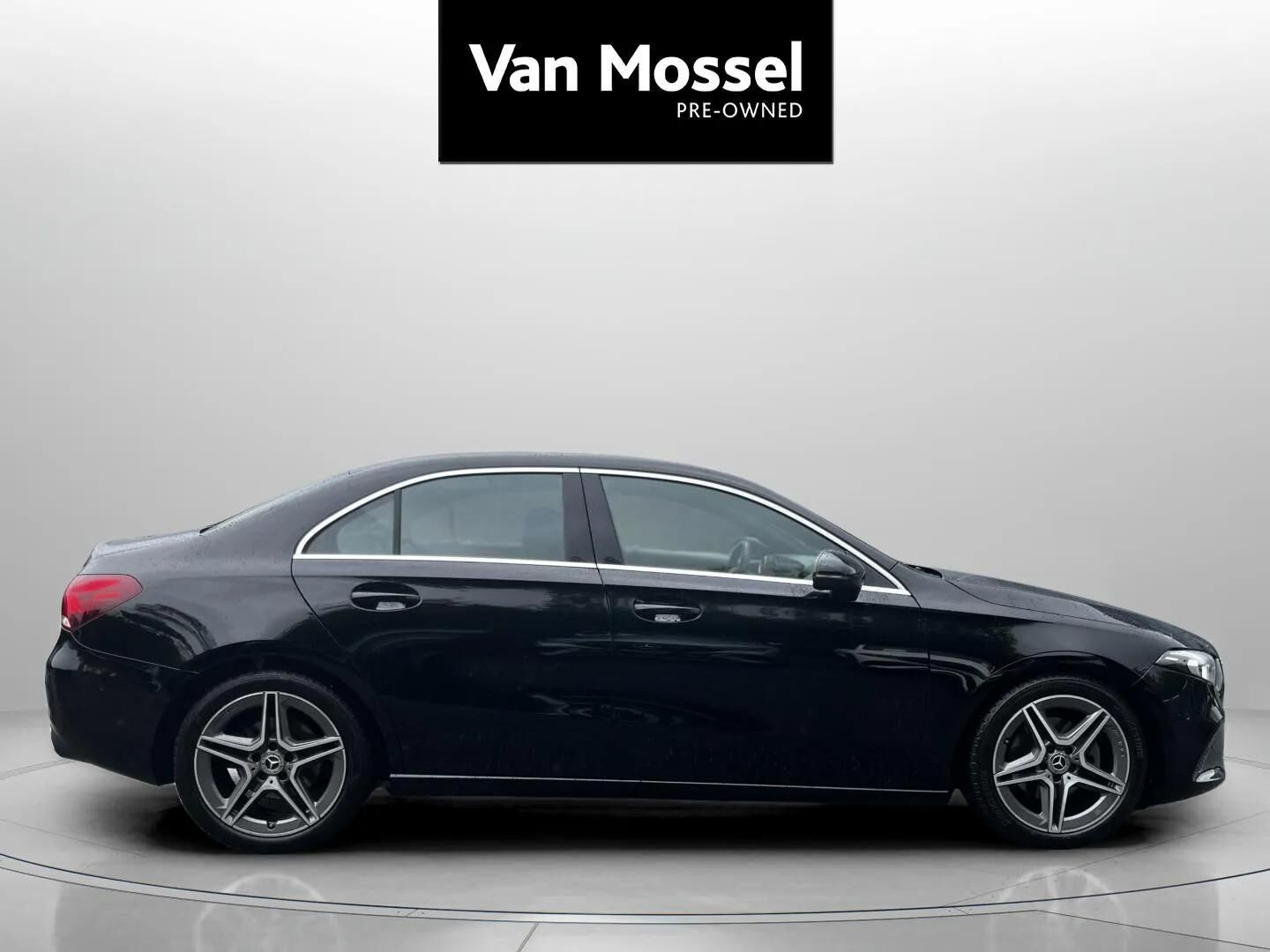 Sort Mercedes A200 fra 2019