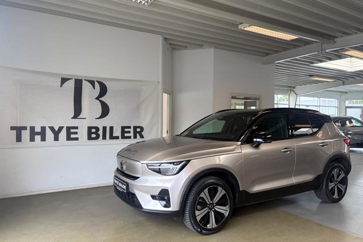 Orange Volvo XC40 fra 2023