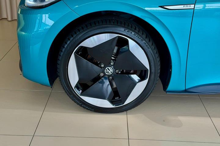 Turquoise VW ID.3 fra 2022