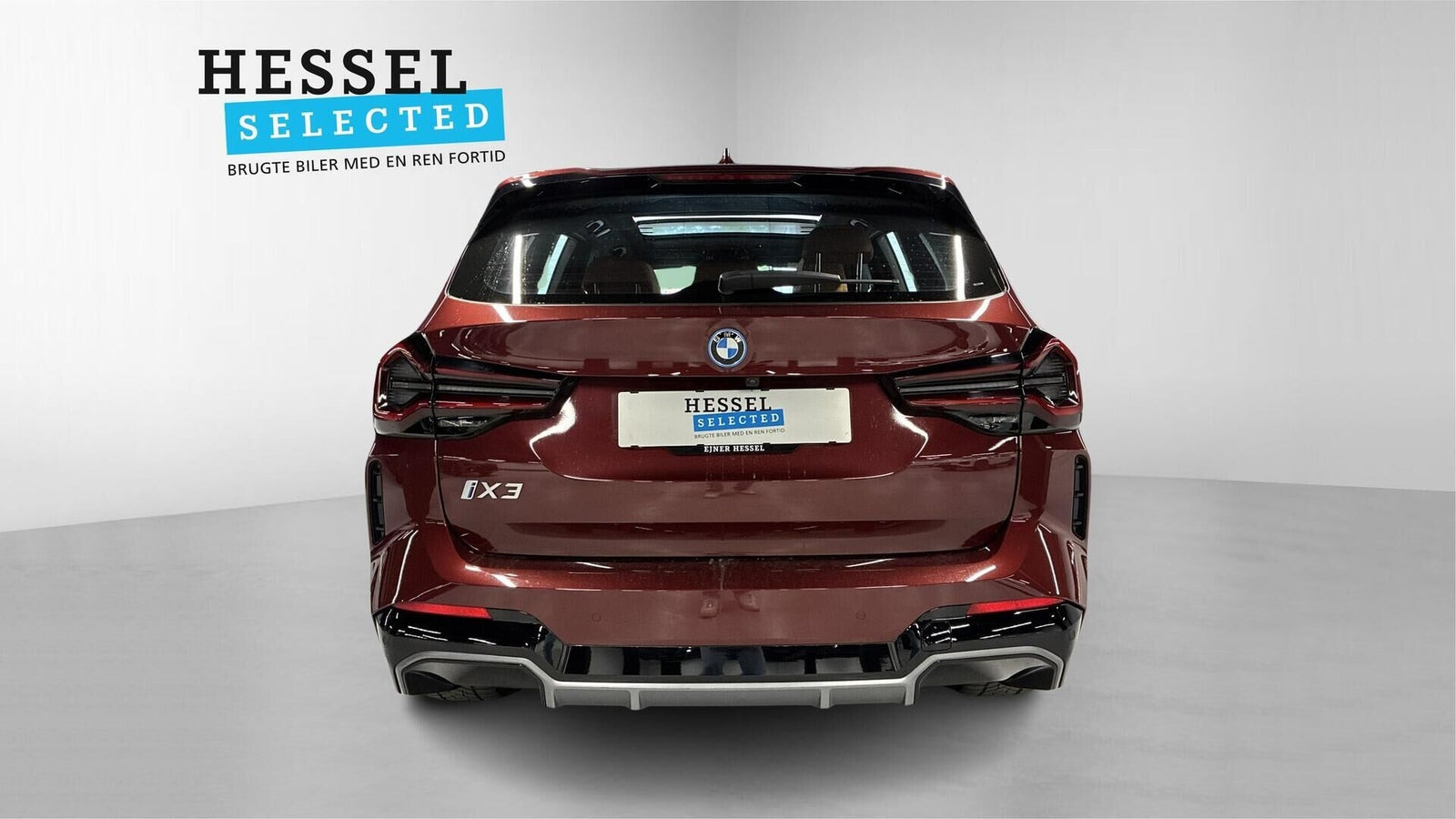 Rød BMW iX3 fra 2024