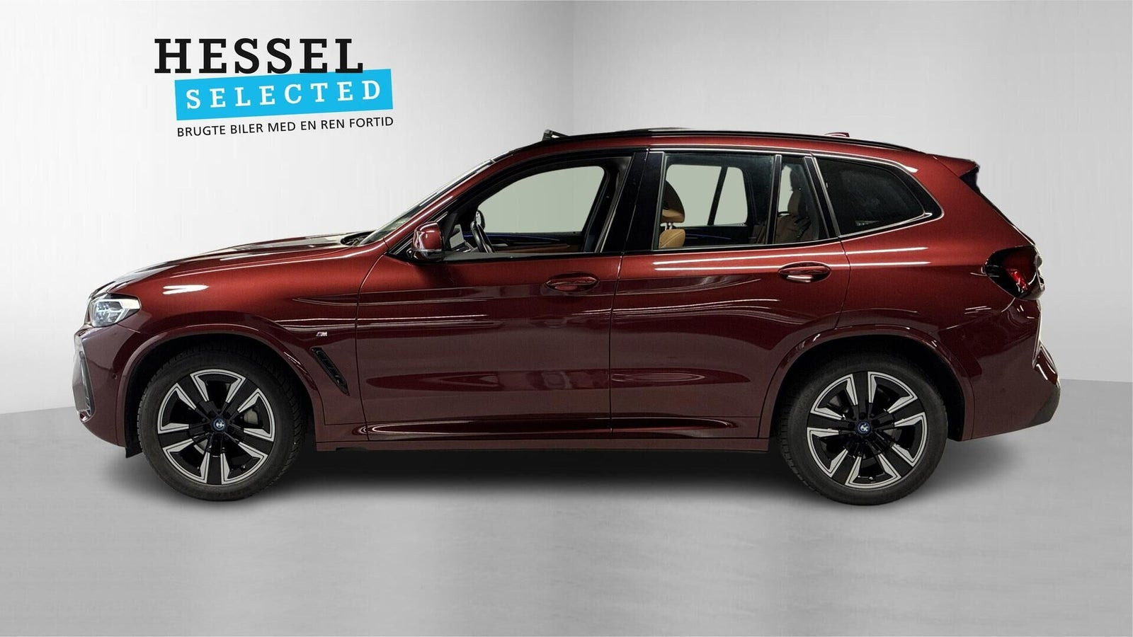 Rød BMW iX3 fra 2024