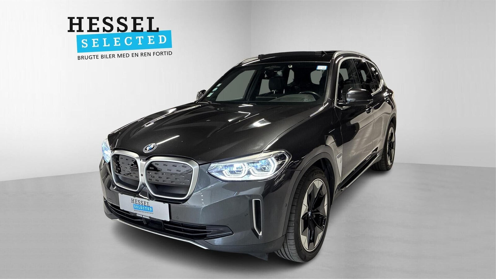 Grå BMW iX3 fra 2022