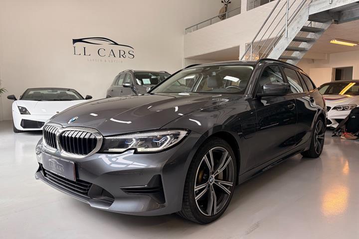 undefined BMW 330e fra 2020