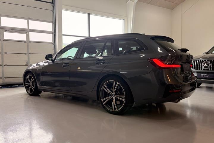 undefined BMW 330e fra 2020