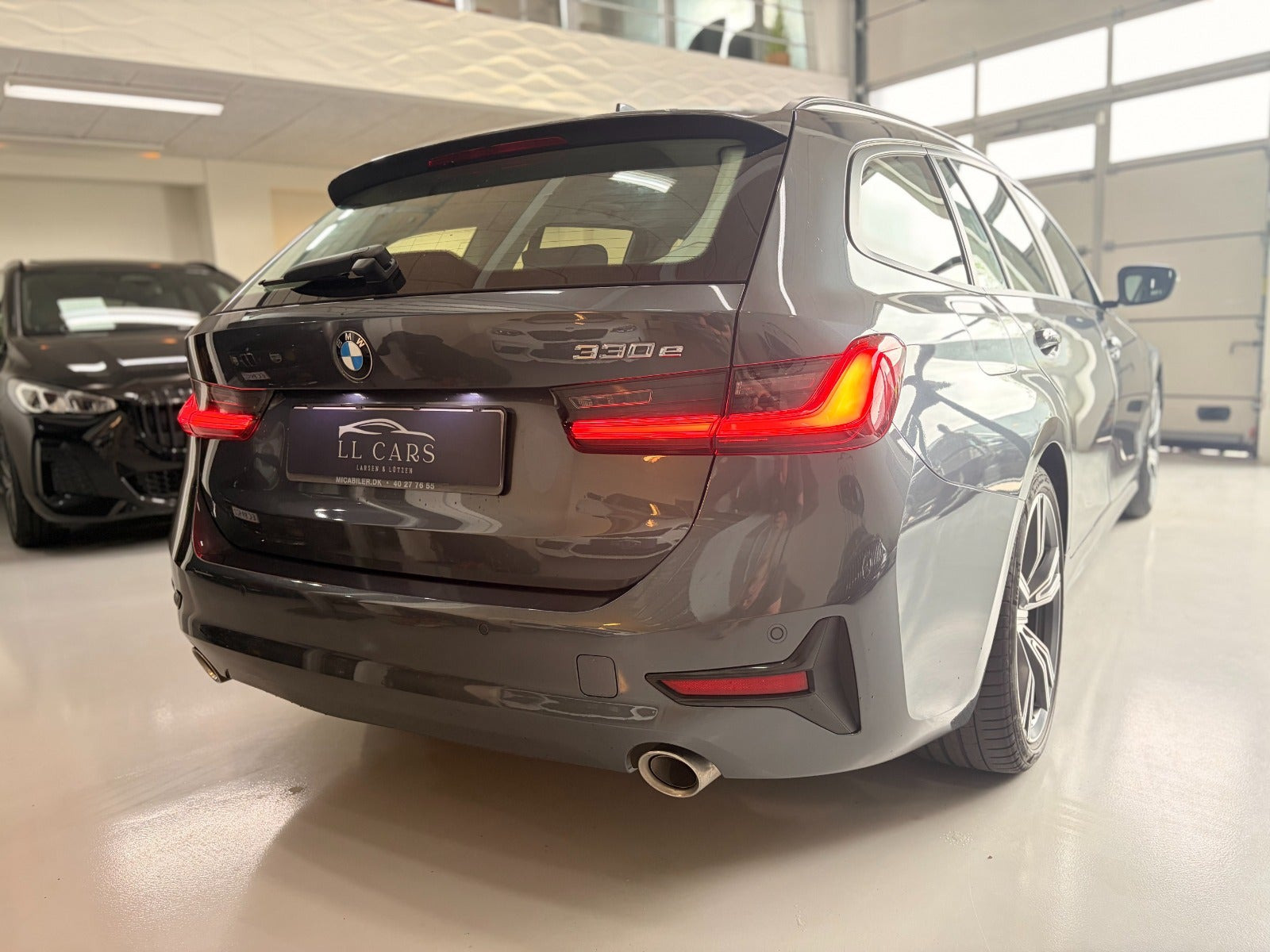 undefined BMW 330e fra 2020