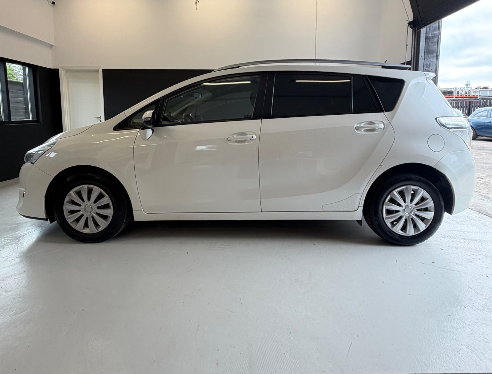 undefined Toyota Verso fra 2015