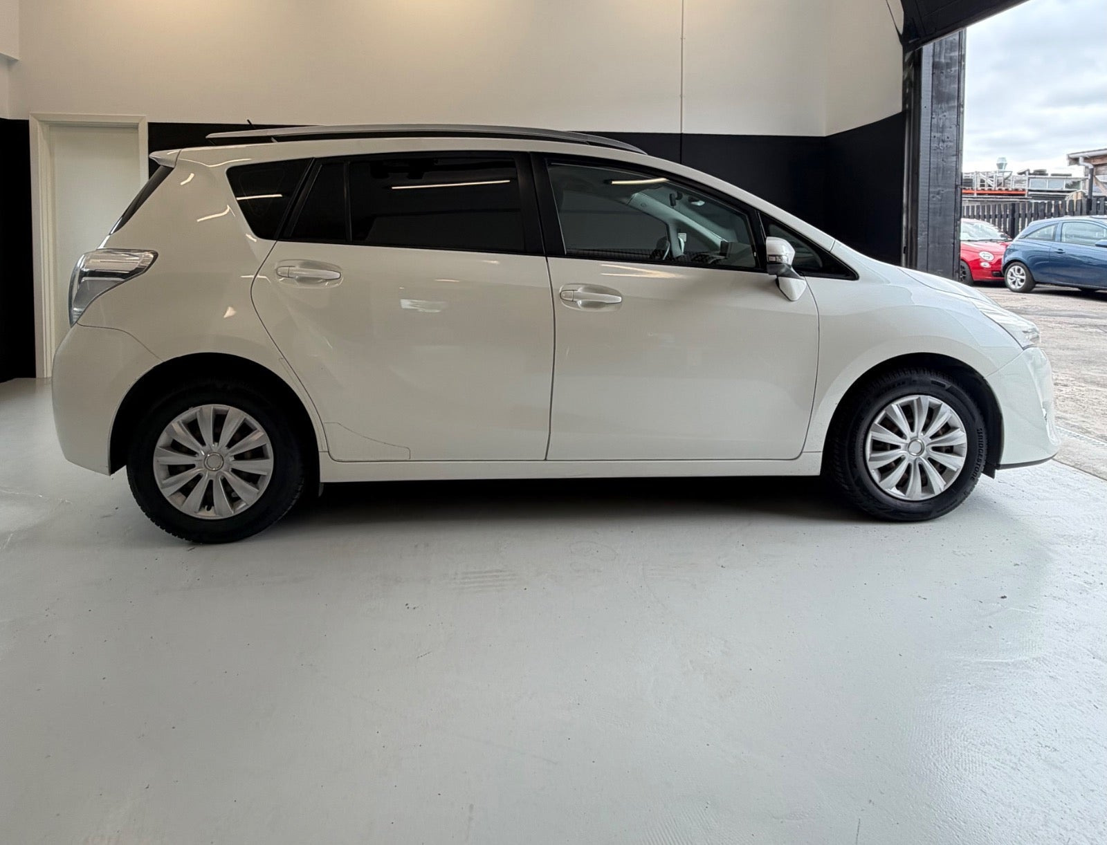 undefined Toyota Verso fra 2015