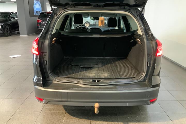 Sort Ford Focus fra 2017