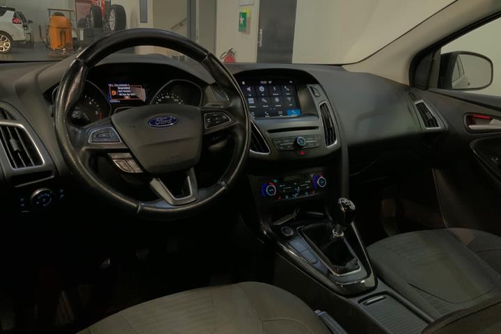 Sort Ford Focus fra 2017