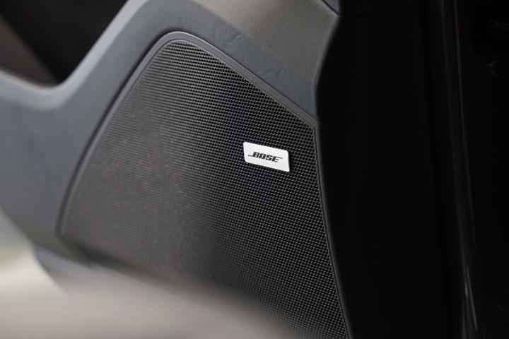 Grå Porsche Cayenne fra 2024