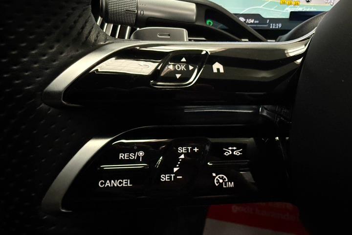 Sort Mercedes S580 e fra 2022