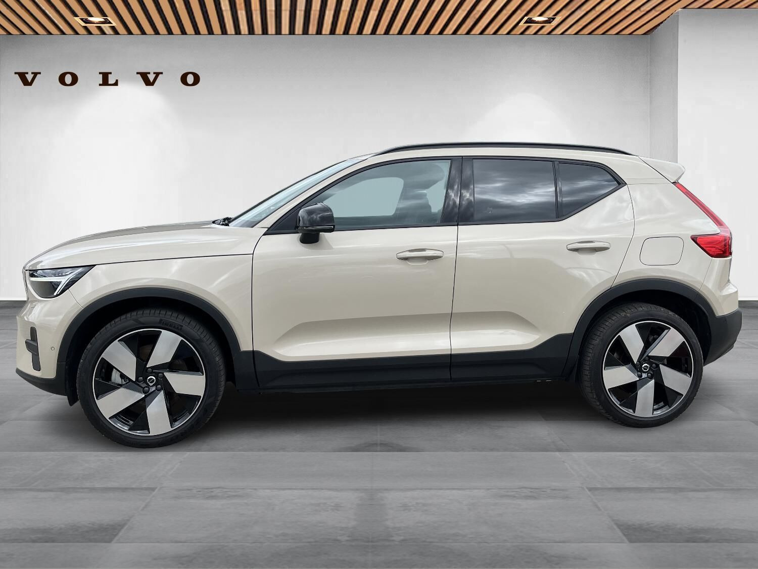 Beige Volvo EX40 fra 2025