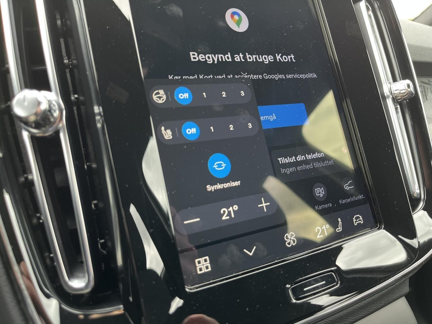 Grå Volvo XC40 fra 2024