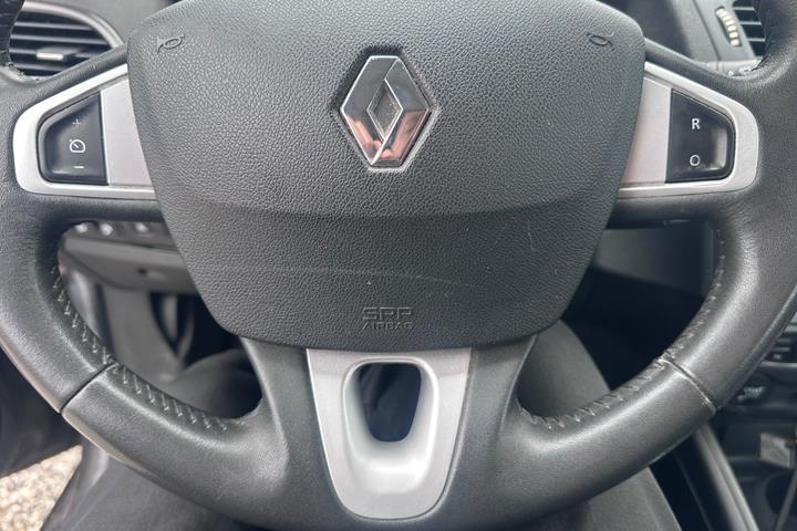 undefined Renault Megane III fra 2012
