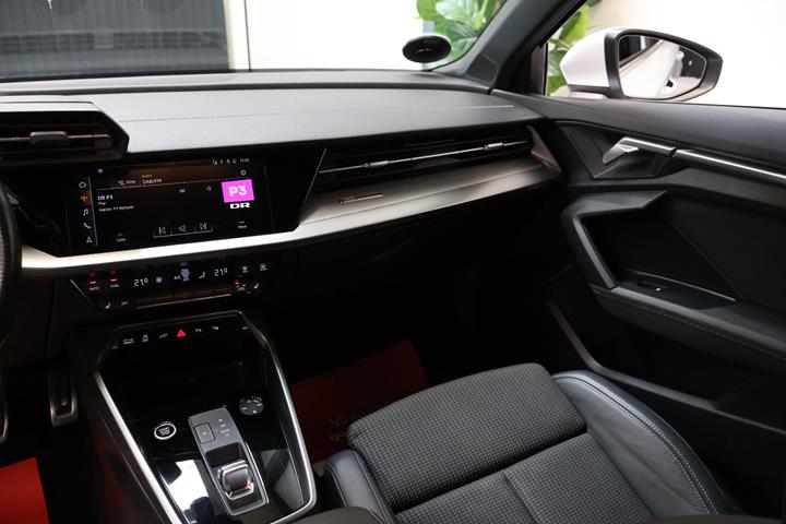Hvid Audi A3 fra 2021