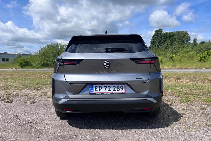 Grå Renault Scenic E-Tech fra 2026