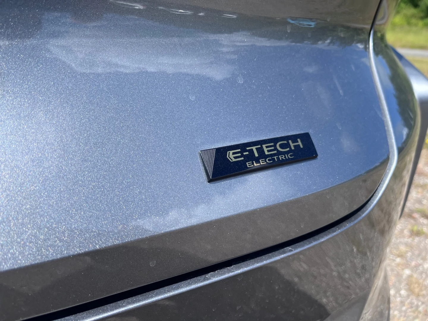 Grå Renault Scenic E-Tech fra 2026