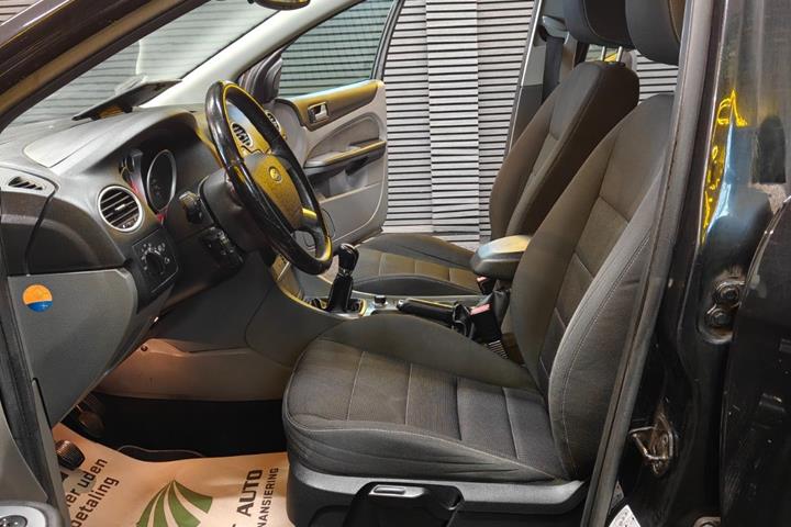 undefined Ford Focus fra 2008