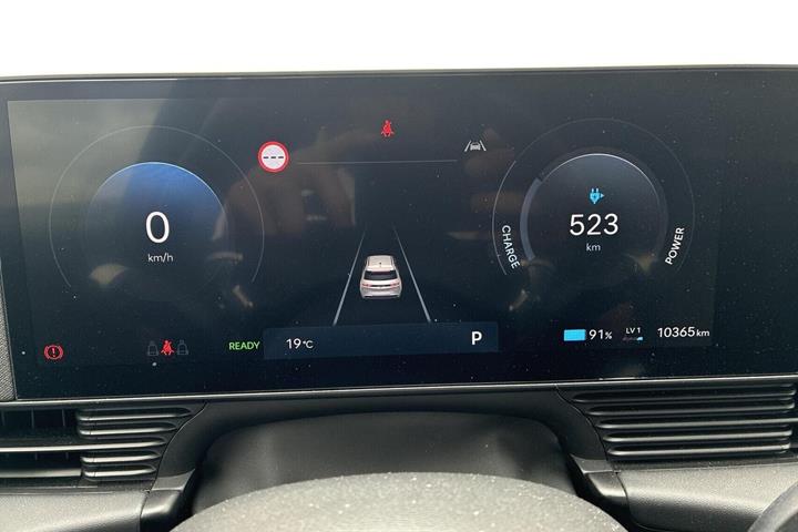 Rød Hyundai Ioniq 5 fra 2025