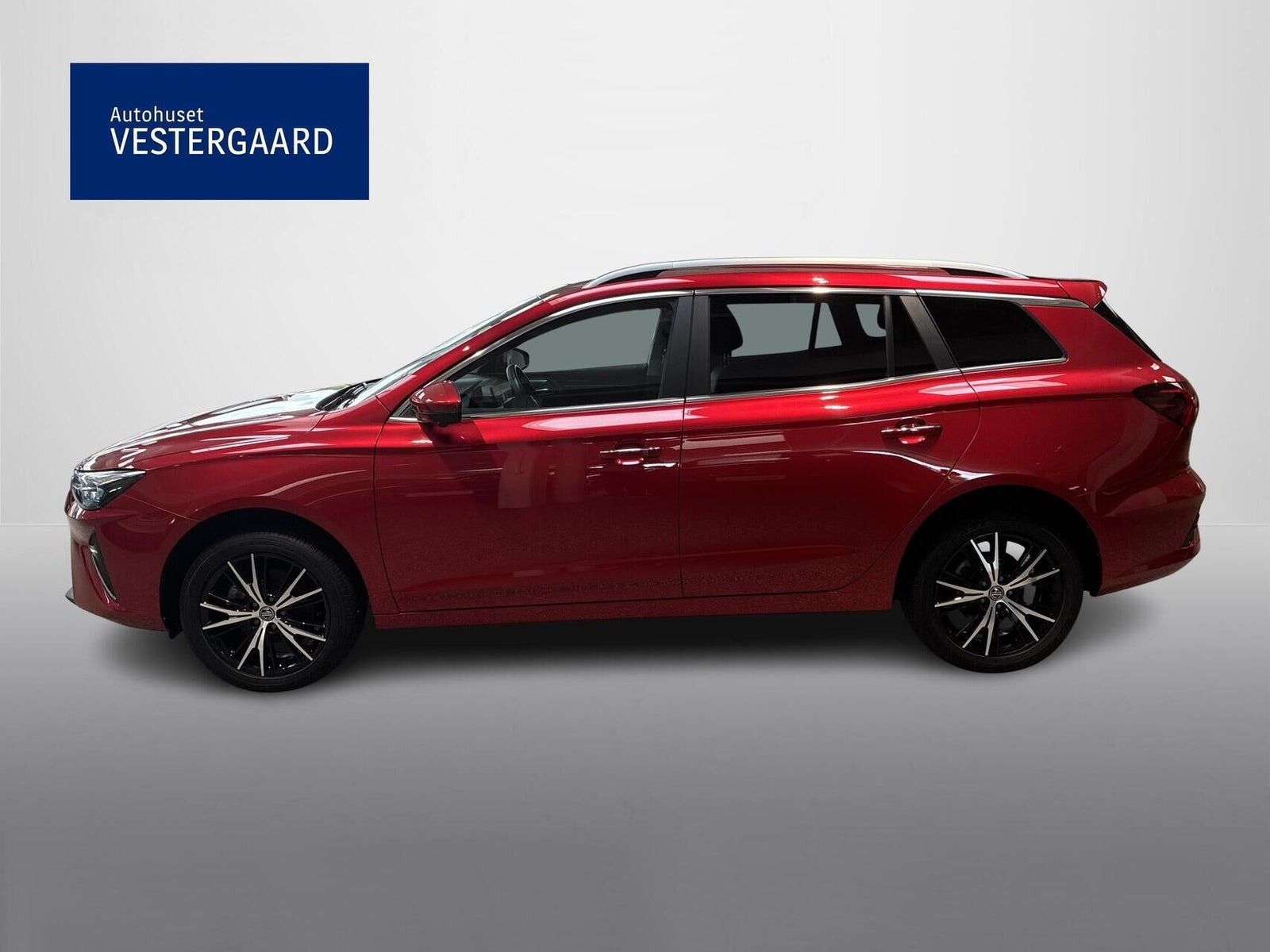 Rød MG MG5 fra 2024