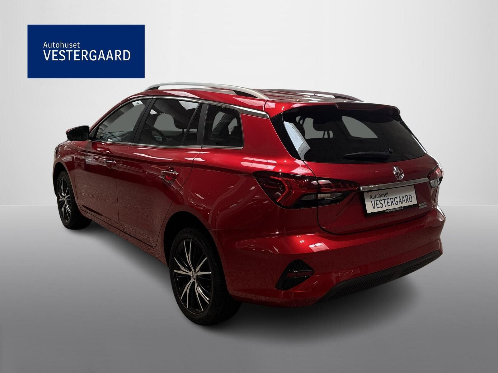 Rød MG MG5 fra 2024