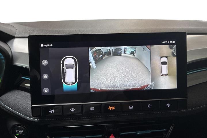 Rød MG MG5 fra 2024