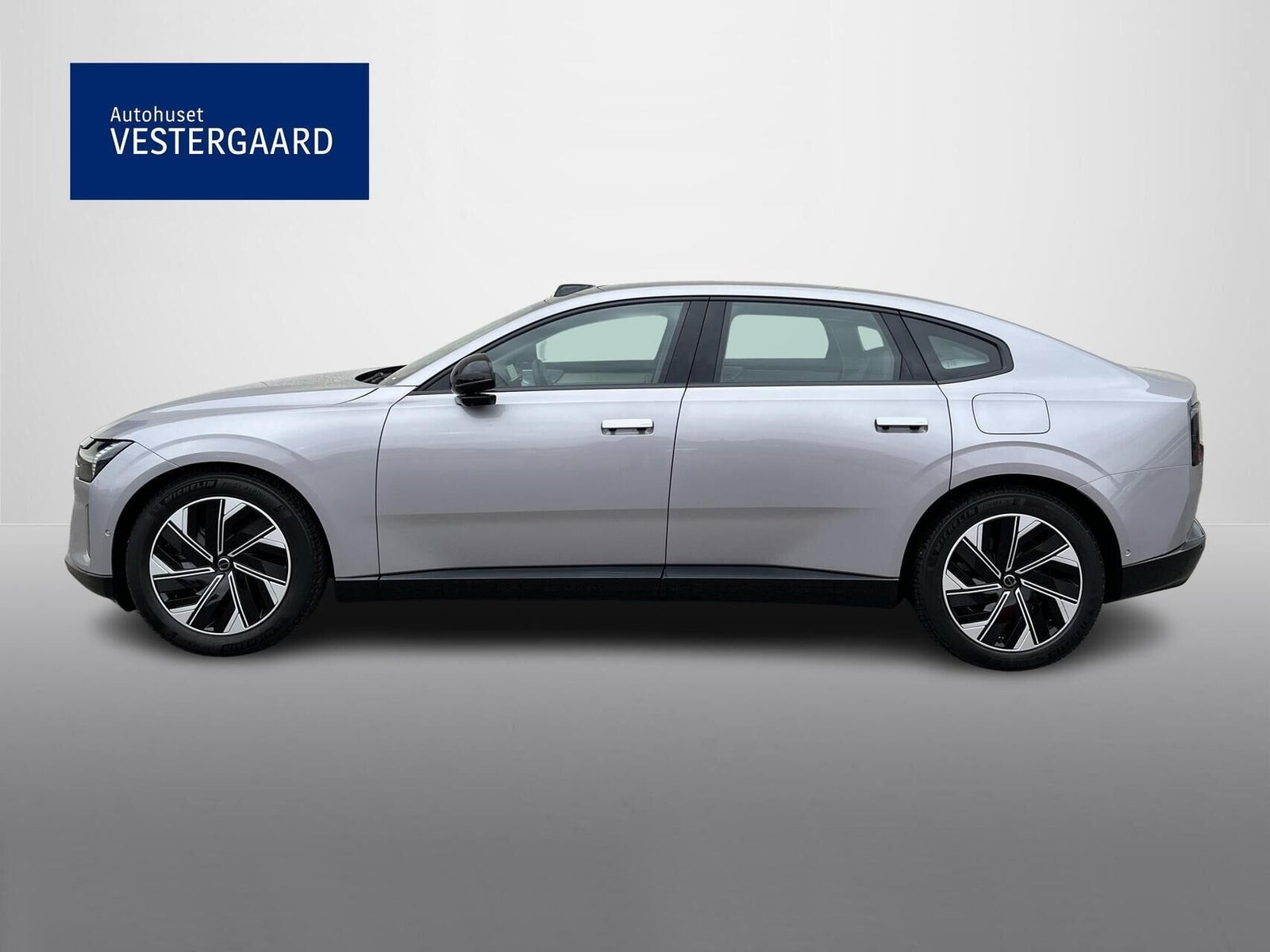 Sølv Volvo ES90 fra 2026