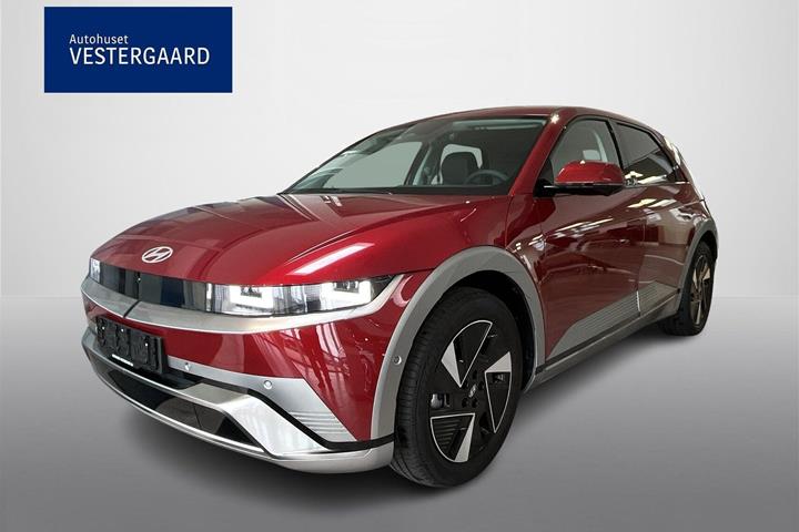 Rød Hyundai Ioniq 5 fra 2025