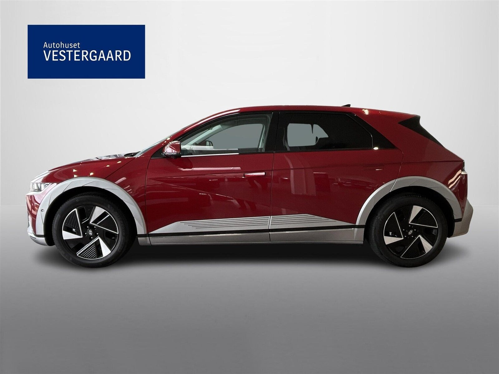 Rød Hyundai Ioniq 5 fra 2025