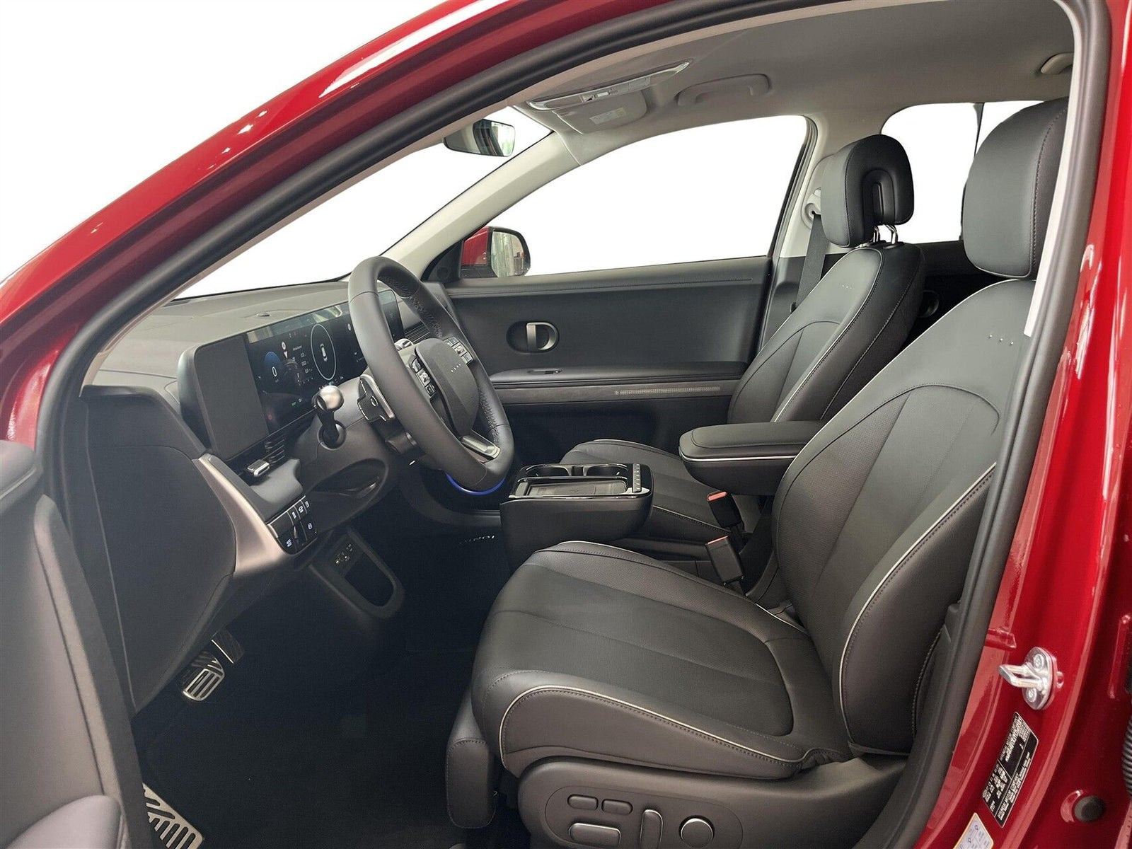 Rød Hyundai Ioniq 5 fra 2025