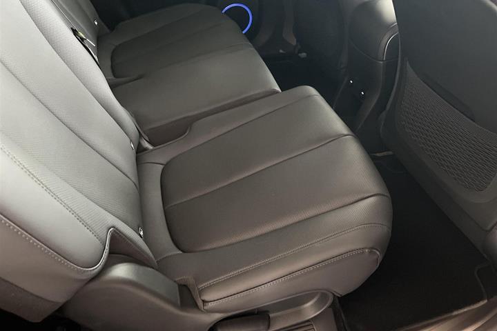 Rød Hyundai Ioniq 5 fra 2025