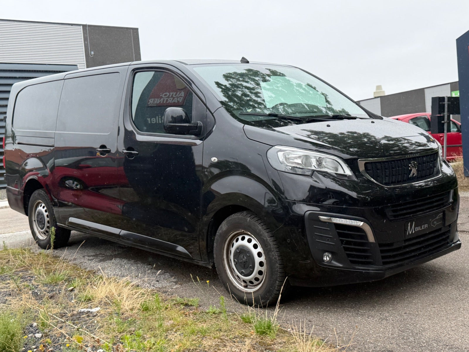 Sort Peugeot Expert fra 2018