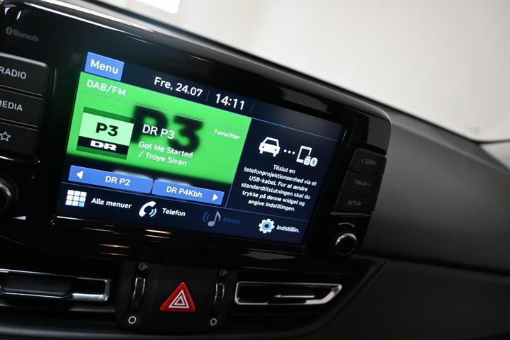 Rød Hyundai i30 fra 2021