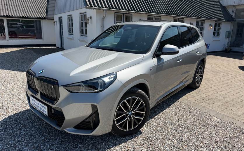 BMW iX1 xDrive30 M-Sport