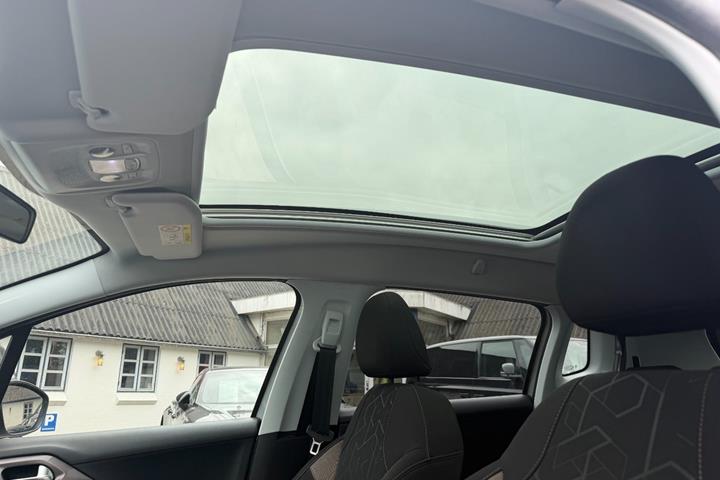 undefined Peugeot 2008 fra 2015