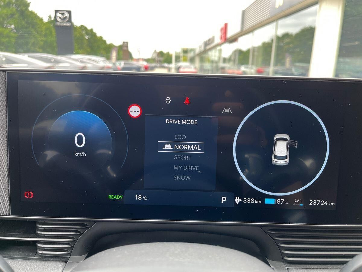 Hvid Hyundai Ioniq 5 fra 2025