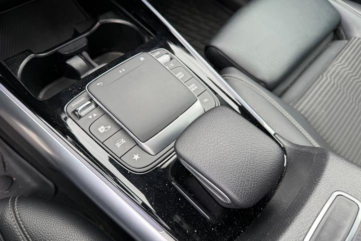 undefined Mercedes EQA250 fra 2022