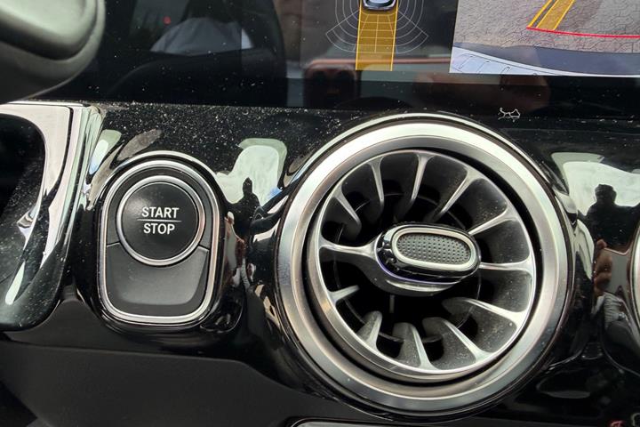 undefined Mercedes EQA250 fra 2022